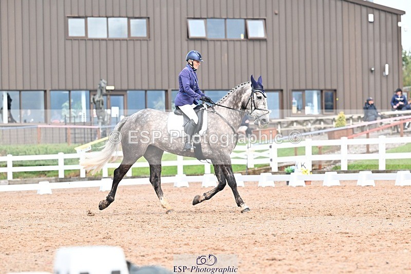 250907-133337-08527 - 008-Caroline.LynchHio.Easter.Rose