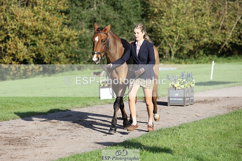 241027-094032-15435 - 450-Erin.Dovey-MONEYHILLS.PAGEANT