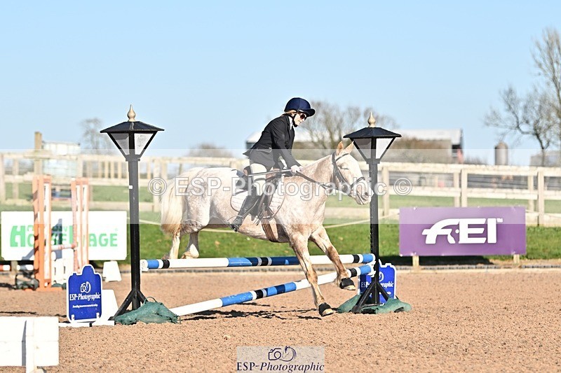 250401-171344-00317 - 70cm classes