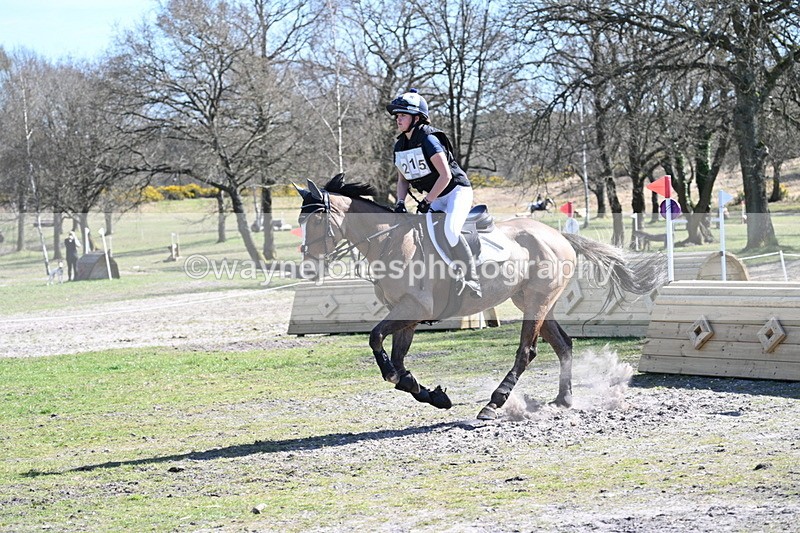 WJ7_0378 - XC Time 12:01 to 12:22