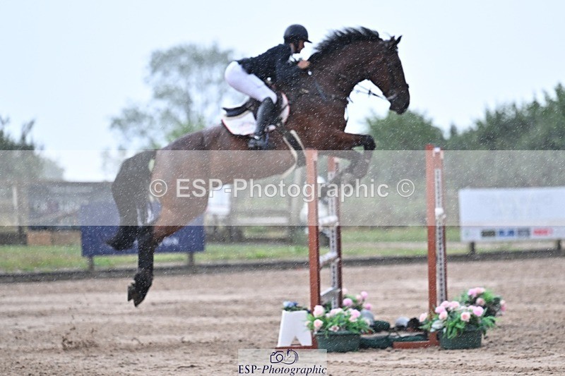 250727-164726-11495 - Cls 30 Snr Foxhunter