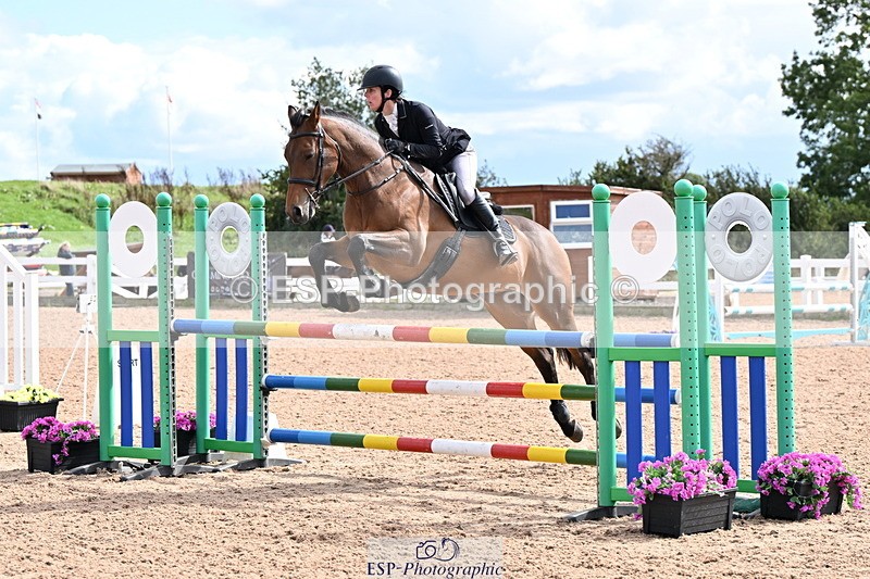 240912A-142659-01978 - Cls 12 1.05m Amateur Qualifier