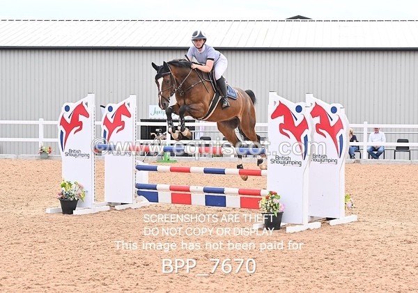 BPP_7670 - CLASS 16 FRI GFS Saddles Senior Newcomers/1.10m Open