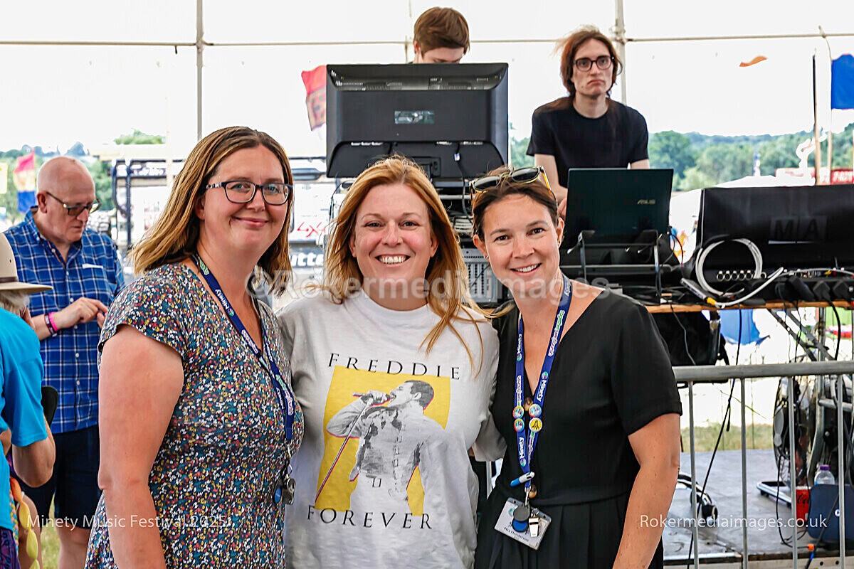 FRIDAY-25 - MINETY 2025