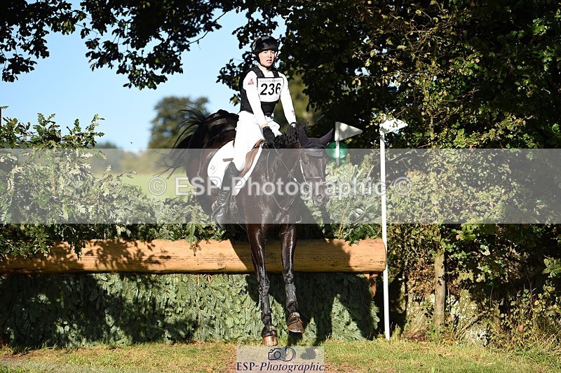 231022-105322-25536 - 236-FAIRLIGHT.ALLEGRA-Jonny.Lee-XC