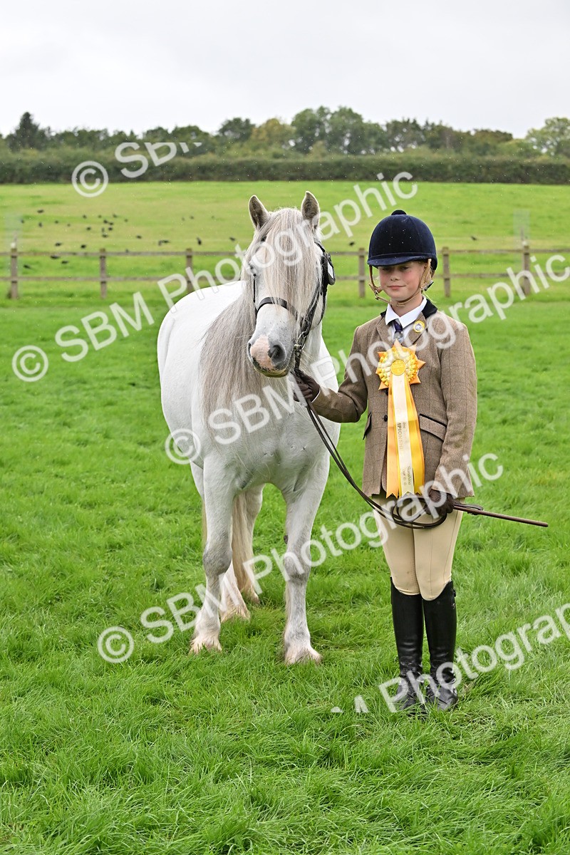 SBM_68639 - S42 - Junior Handler 9-12 Years
