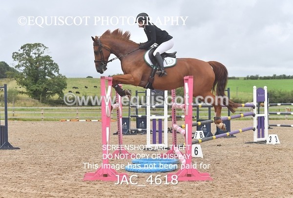 JAC_4618 - CLASS 8 National 1.30m Open