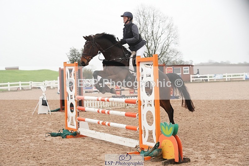 251107-125334-00811 - Cls 5 Newcomers and 1.10m Open