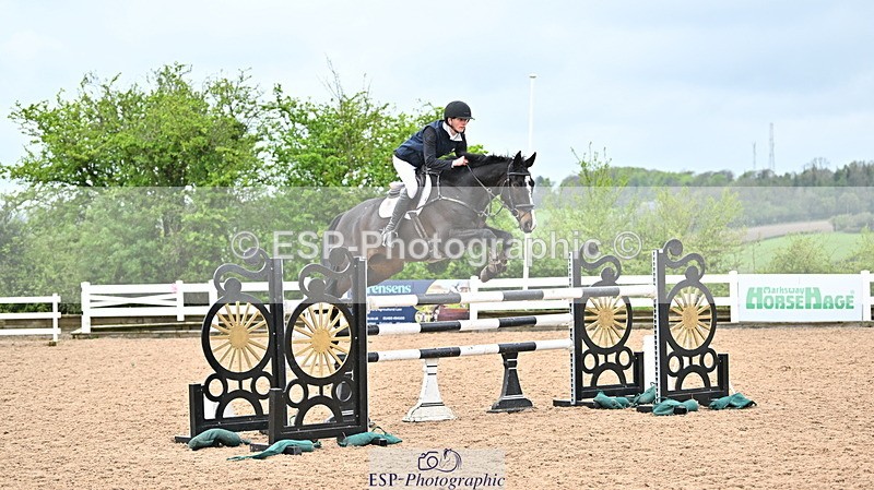 240501A-134954-00867 - Cls 8 Snr Foxhunter and 1.20m Open