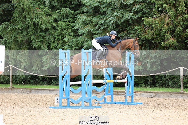 240817-093605-00328 - 02A Snr Brit Nov
