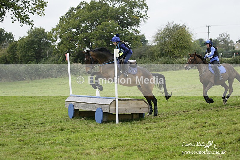  WWHT 171021 2018 - Novice Pairs (0.80m)  17/10/21