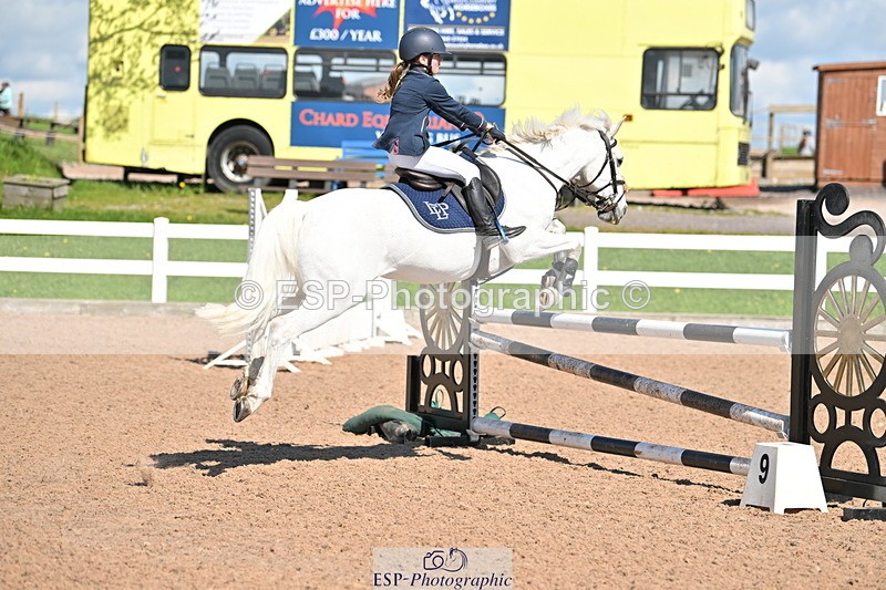 240504A-160541-02708 - Cls 22 & 23 Stepping Stones 128cm & 138cm & Under11's