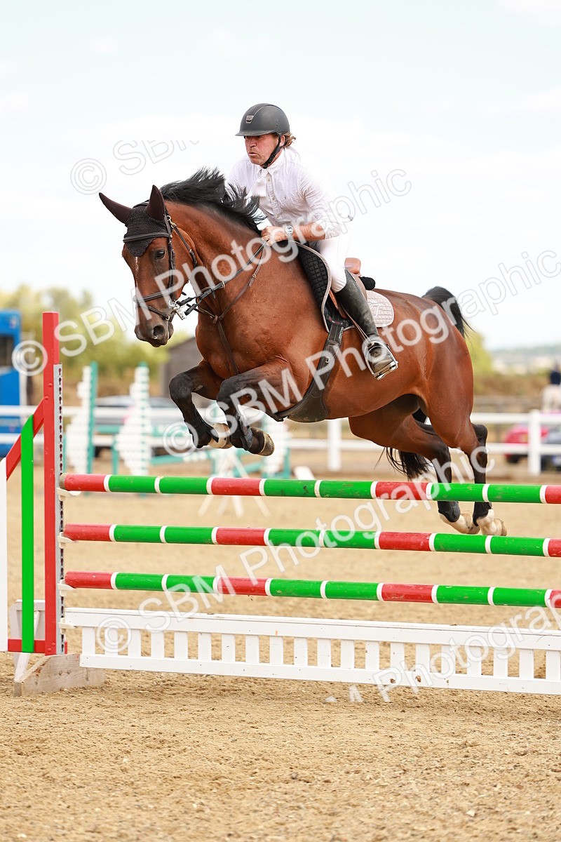 SBM_007106 - Class 4 - Senior British Newcomers - 1.10m
