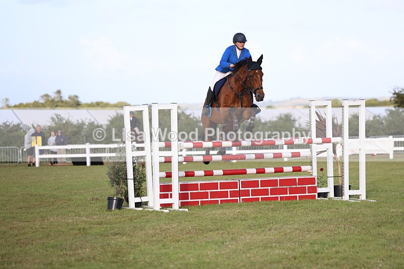 3E7A4942 - Class C1: Showjumping Senior Newcomers/1.10m open