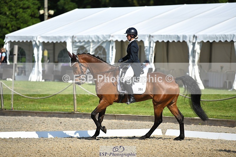 230525-092107-01577 - 304-MADFORD_LAW-Anna_Johannson-WEDTrotUp+DR