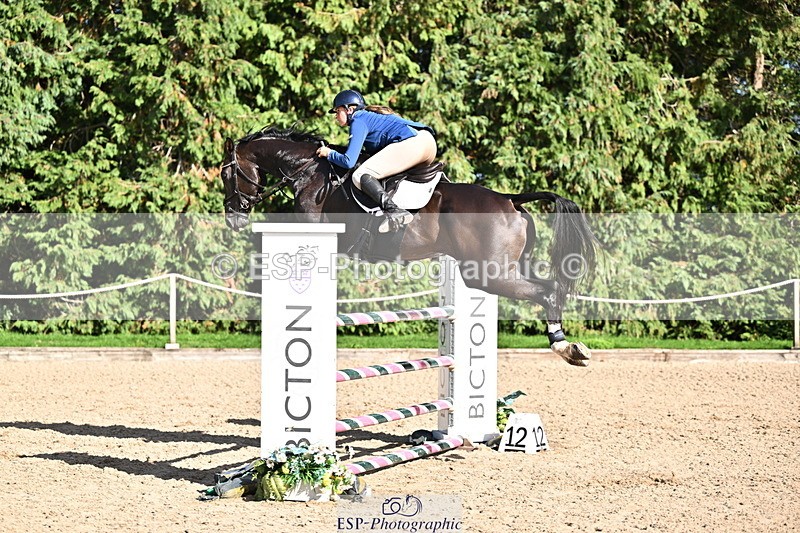 260906A-161418-04615 - Cls 24 Snr Foxhunter