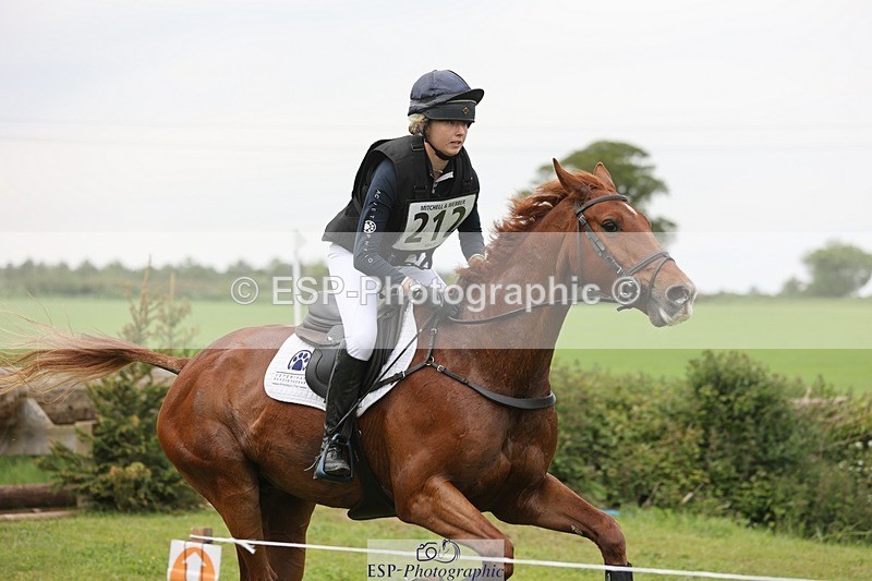 240525-150543-16466 - 212-RIVERSTOWN_ROYAL-Georgie_Frow