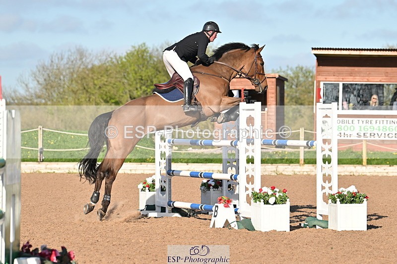 240418A-083823-01596 - Cls 21 1 Star Gold Tour 1.30m