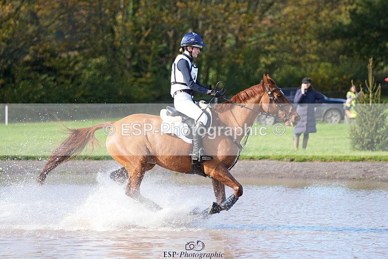 251024A-122116-08737 - B-127-Jessica.McCaldin