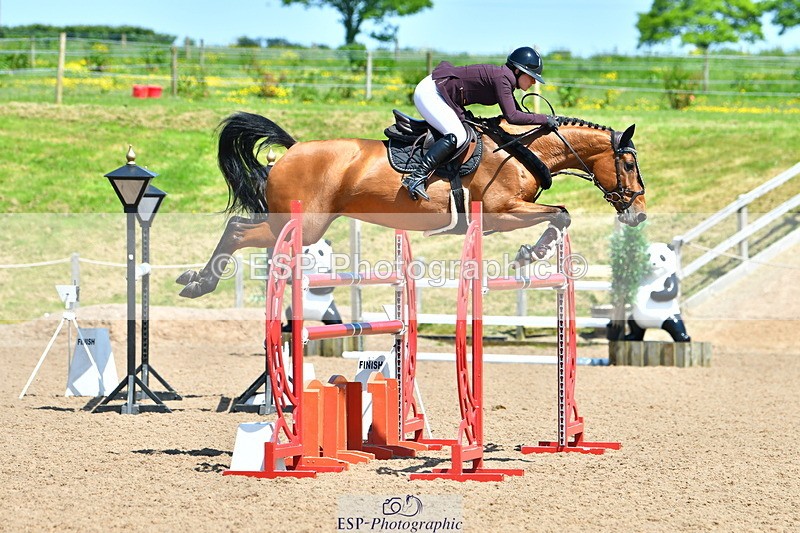 230527A-134818-04816 - Cls 17 National 1.30m Open