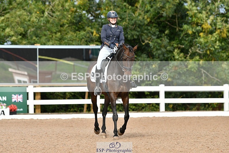 250906-100445-00566 - 098-Lucie.StokoeDionis