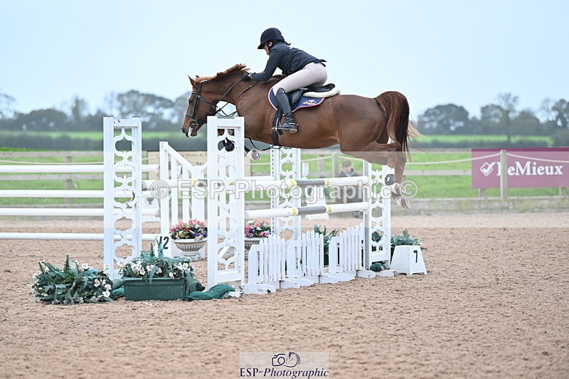 231013A-151908-02970 - Cls 9 Foxhunter & 1.20m Open