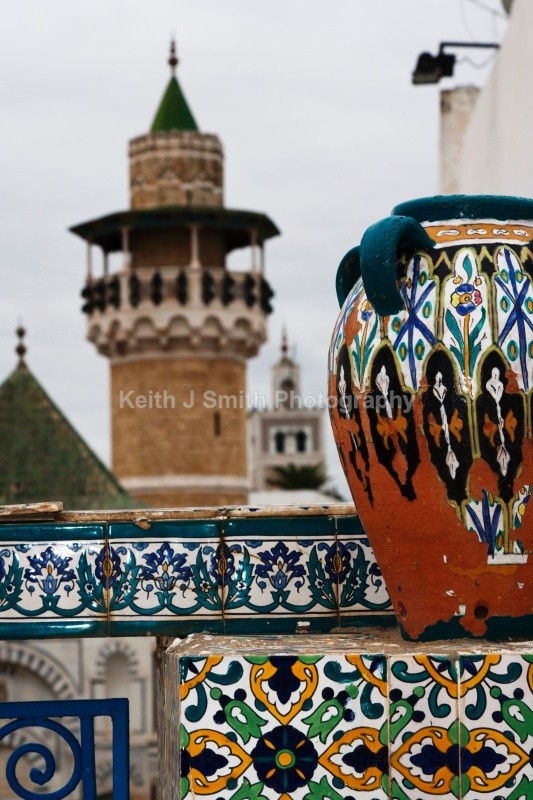 YR6M8344 (RM) - Worldwide