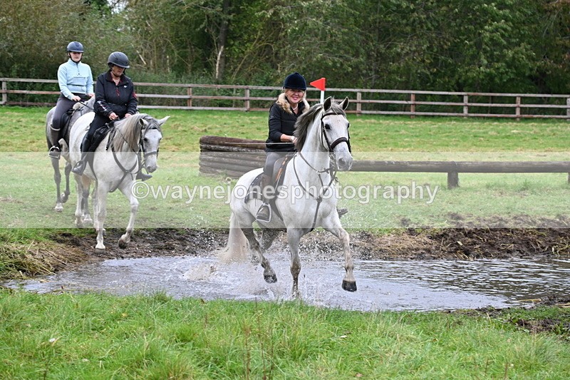 WJ6_6763 - Time at Photographer 13:06 to 13:23