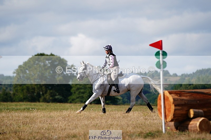 250803A-163344-17213 - Q-760-Sharon.Routley-KNOCKDOMNEY.SILVER.GAP