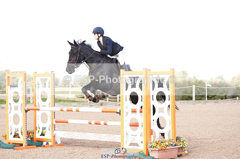 241004A-102432-00091 - Fri 01 Snr Disco & 1.00m Open