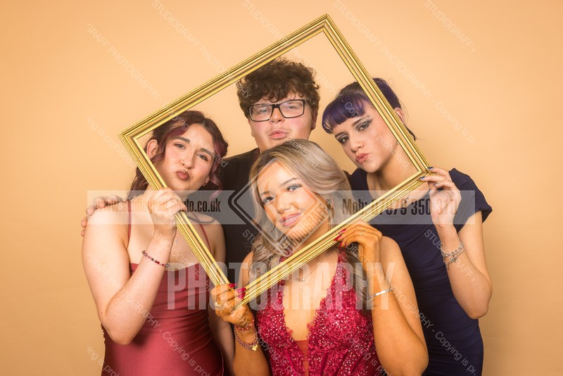 R5L1_2305 - Thurso high school 2025 - Senior prom