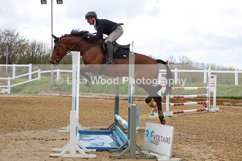 3E7A1816 - Class 7: Senior Newcomers/1.10m open