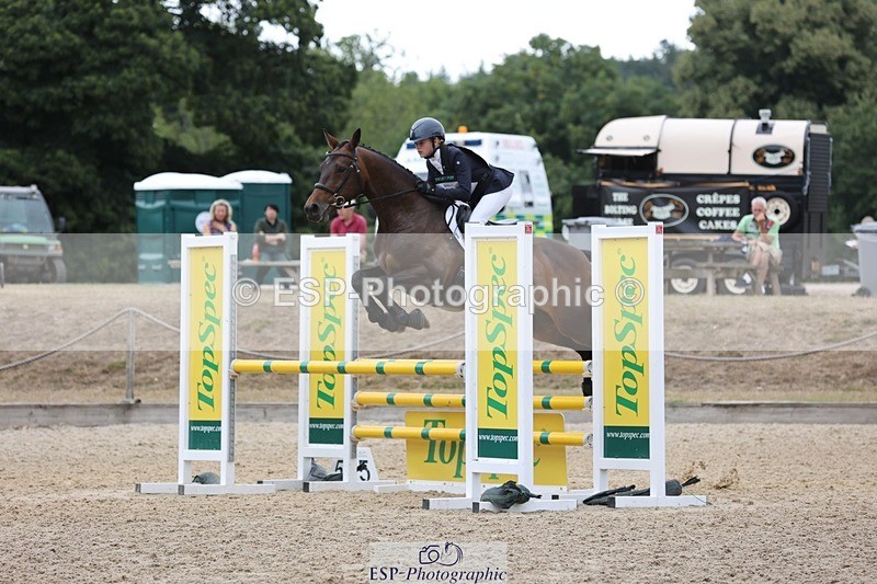 250803A-115537-12562 - M-553-Beatrice.Hayman-Joyce-ICONIC