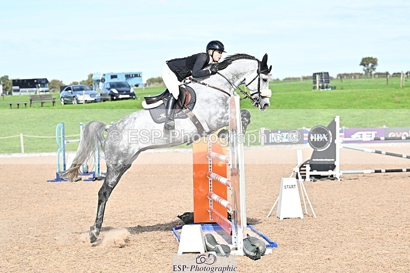251001-144839-00502 - Cls 6 Foxhunter and 1.20m Open