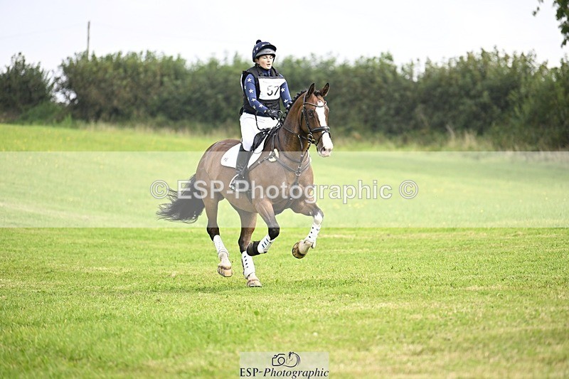 240831A-111948-00646 - 057-Bella.Balian-BEECHWOOD.JOEY