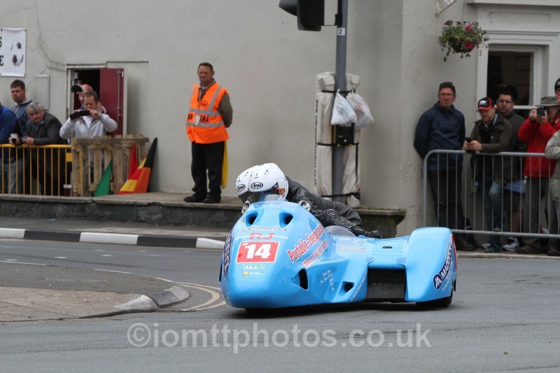 Robert Handcock & Basil Bevan - Sure Sidecar Race 2