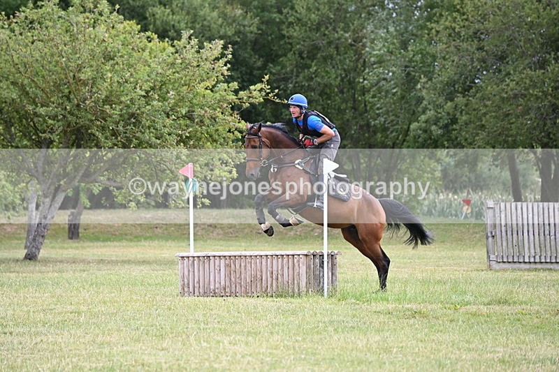 WJ6_6112 - 60cm XC Time 09:48 to 09:57