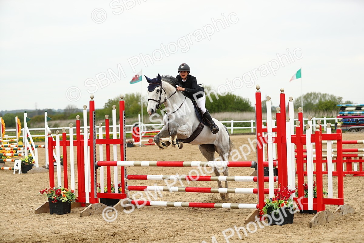 SBM_000595 - Class 2 - Senior British Novice 90cm