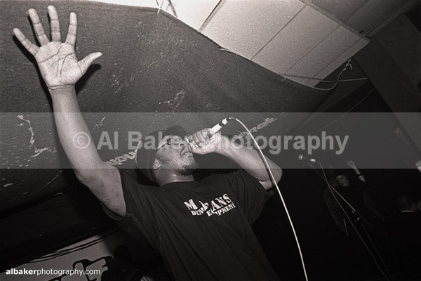 13 - Friends-&-Family @ the-roadhouse 07.04.01