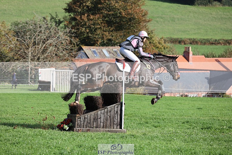 241025-114722-06567 - 056-Claire.Deuten-KILBUNNY.BLUE.BIRD