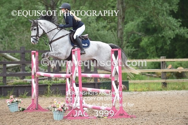 JAC_3999 - CLASS 4 - SAT -Senior Newcomers/ 1.10m Open