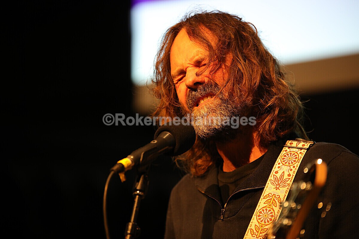 FOLK N BLUES-295 - FOLK and BLUES SEPT 2022