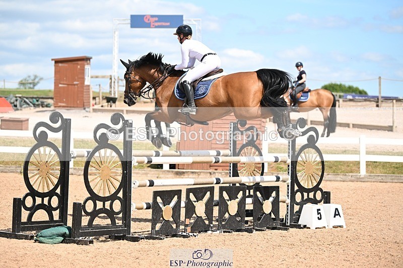 250709-153946-01185 - Cls 6 Snr Fox & 1.20m