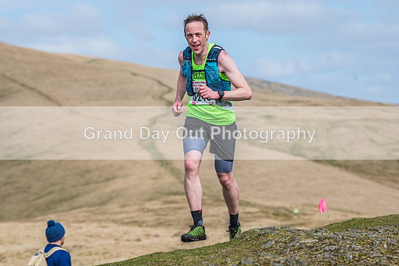 Arant haw-274 - Kendal Winter League Arant Haw Fell Races Sunday 2nd April 2023