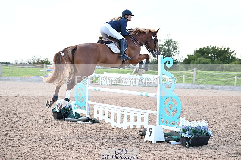 240912A-154321-02356 - Cls 6 National 1.40m Open