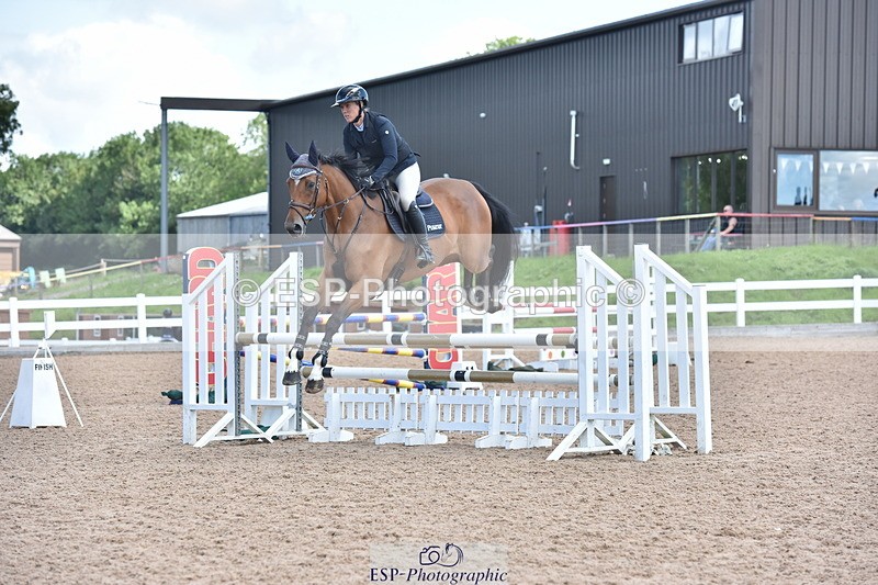 230806A-110336-01305 - Cls 17 Snr Discovery & 1m Open