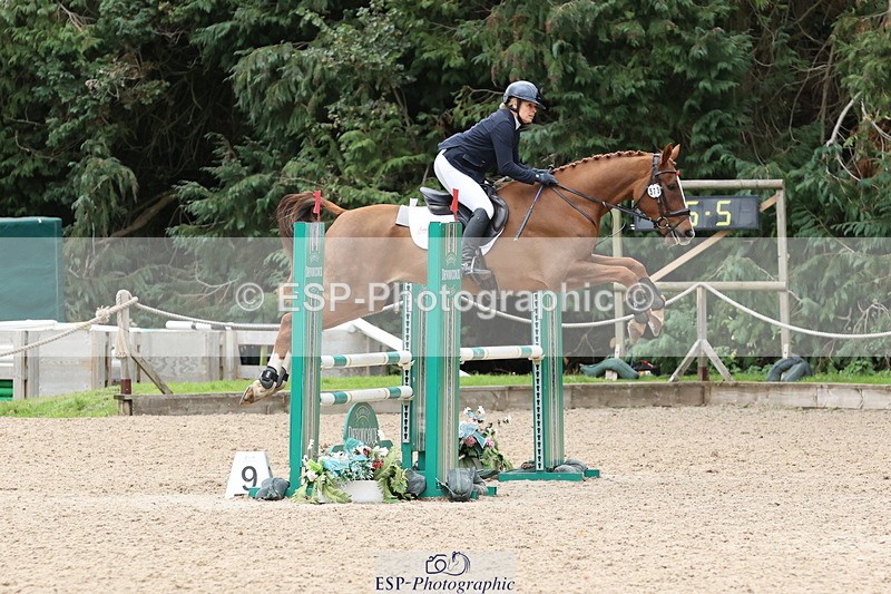 251026A-143719-26406 - G-573-Lisa.Stock