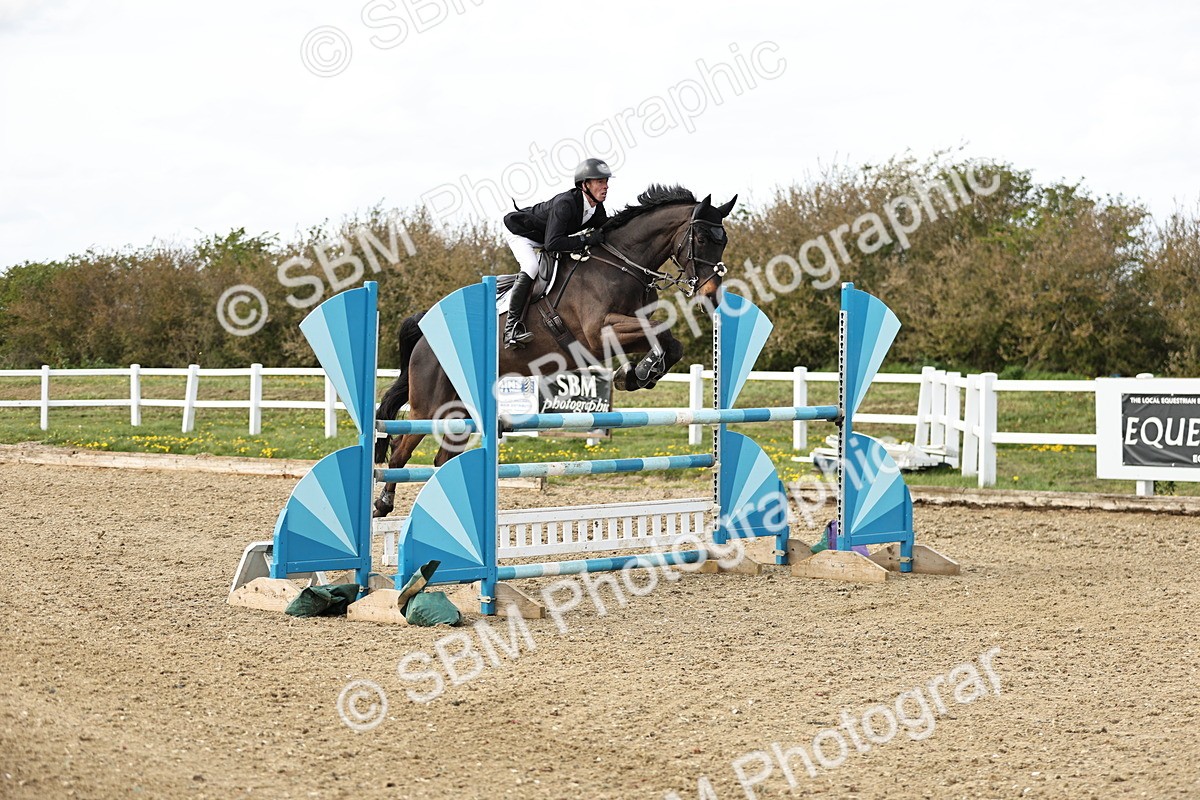 SBM_001396 - Class 5 -Senior Foxhunter - 1.20m