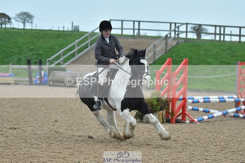 231119A-095546-04480 - Sun Cls 17+18 Club and Schools 70cm