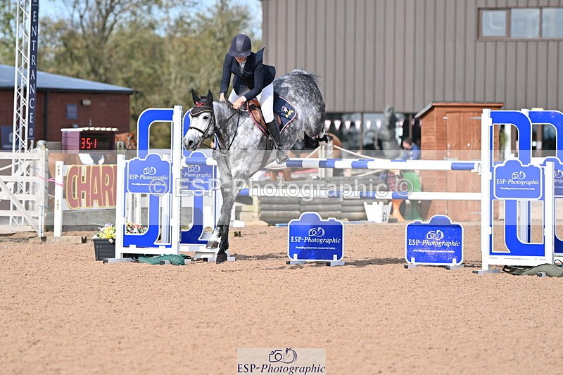 231015A-130950-08114 - Cls 30 Foxhunter & 1.20m Open